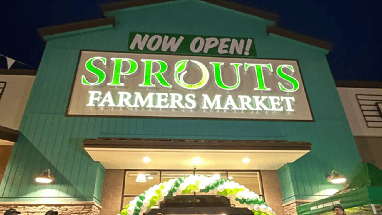 Sprouts Farmers Market new