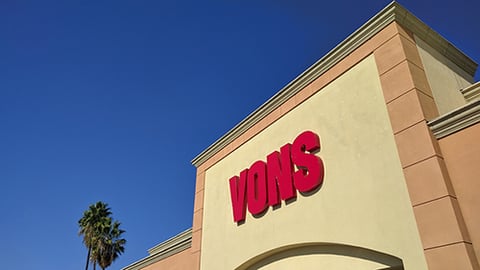 Vons Sign Teaser Strike