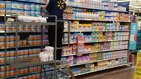 How Walmart Is Helping Suppliers During the Pandemic