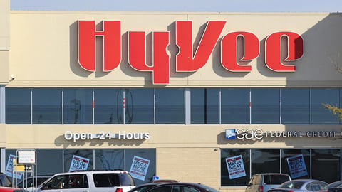 Hy-Vee Makes Fueling Up Safer From COVID-19 