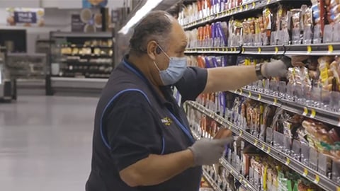 Walmart Hiring 5,000 People Per Day