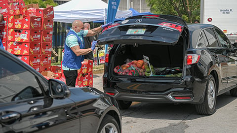 Walmart Responds to Food Bank Need