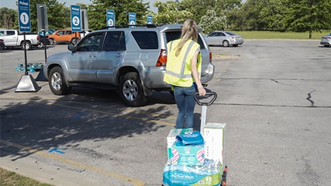 Sam's Club Accelerates Curbside Pickup