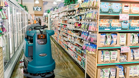 7 Reasons Grocers Should Invest in Robotics Right Now