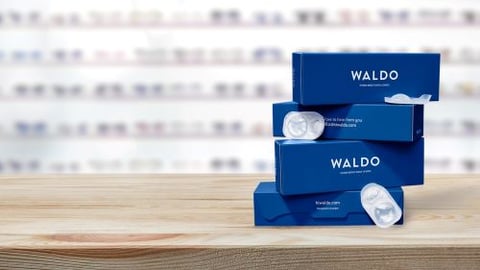 waldo contact lenses