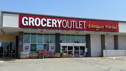 Grocery Outlet storefront