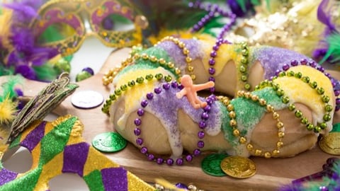 Mardi Gras king cake