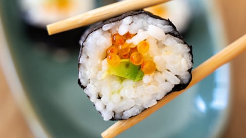 Sushi_Frozen_fish_bring_customers_to_shop_grocery