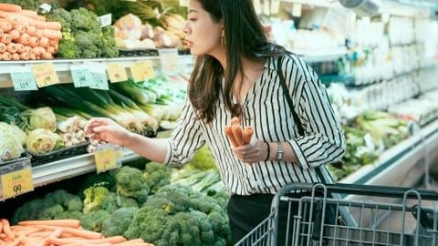 produce shopping