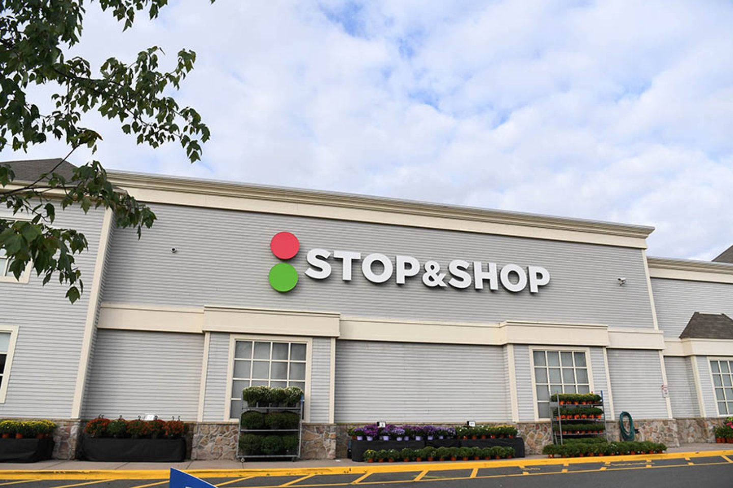 Stop & Shop Reveals Updated Store Format