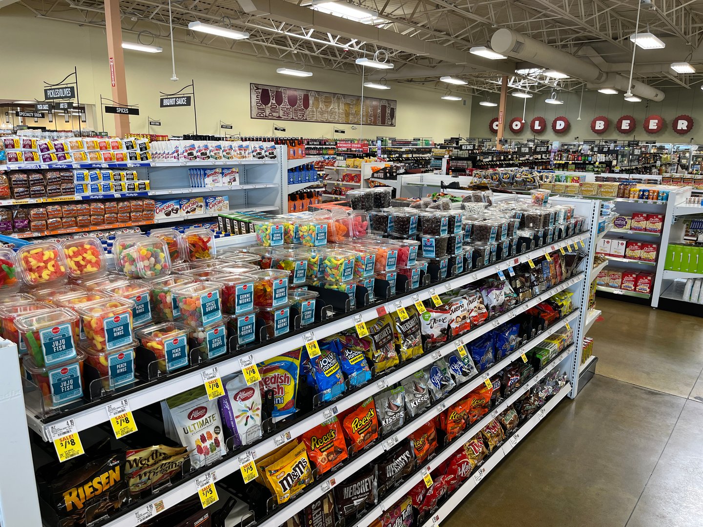 Schnucks Opens 1st Express Store 