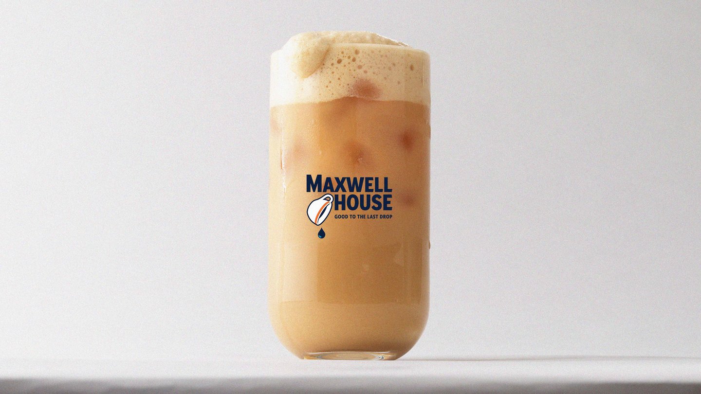 Maxwell House Iced Latte with Foam Main Image