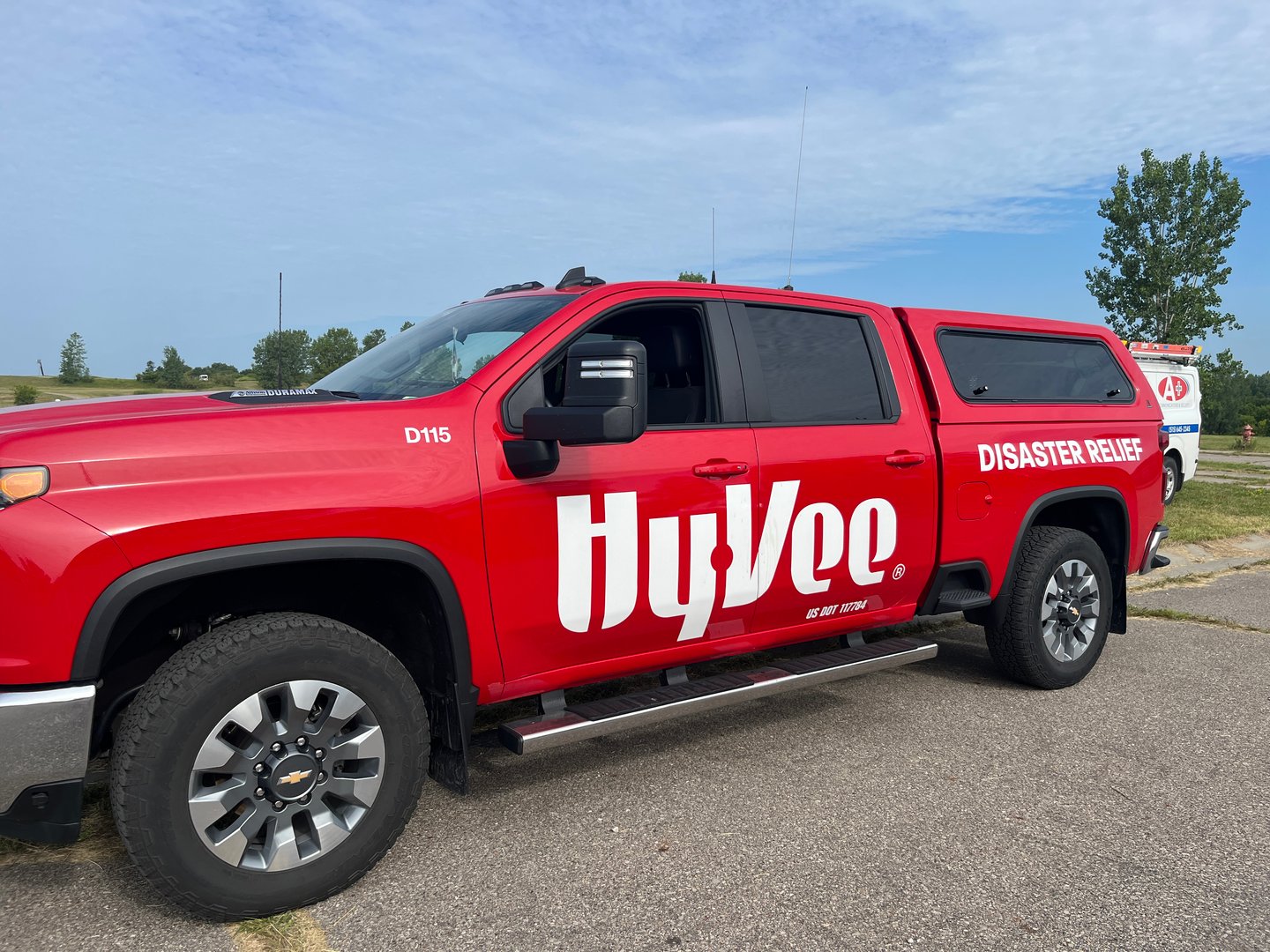 Hy-vee truck