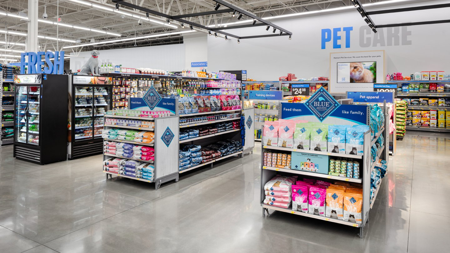 Walmart Remodeling - Pet dept.