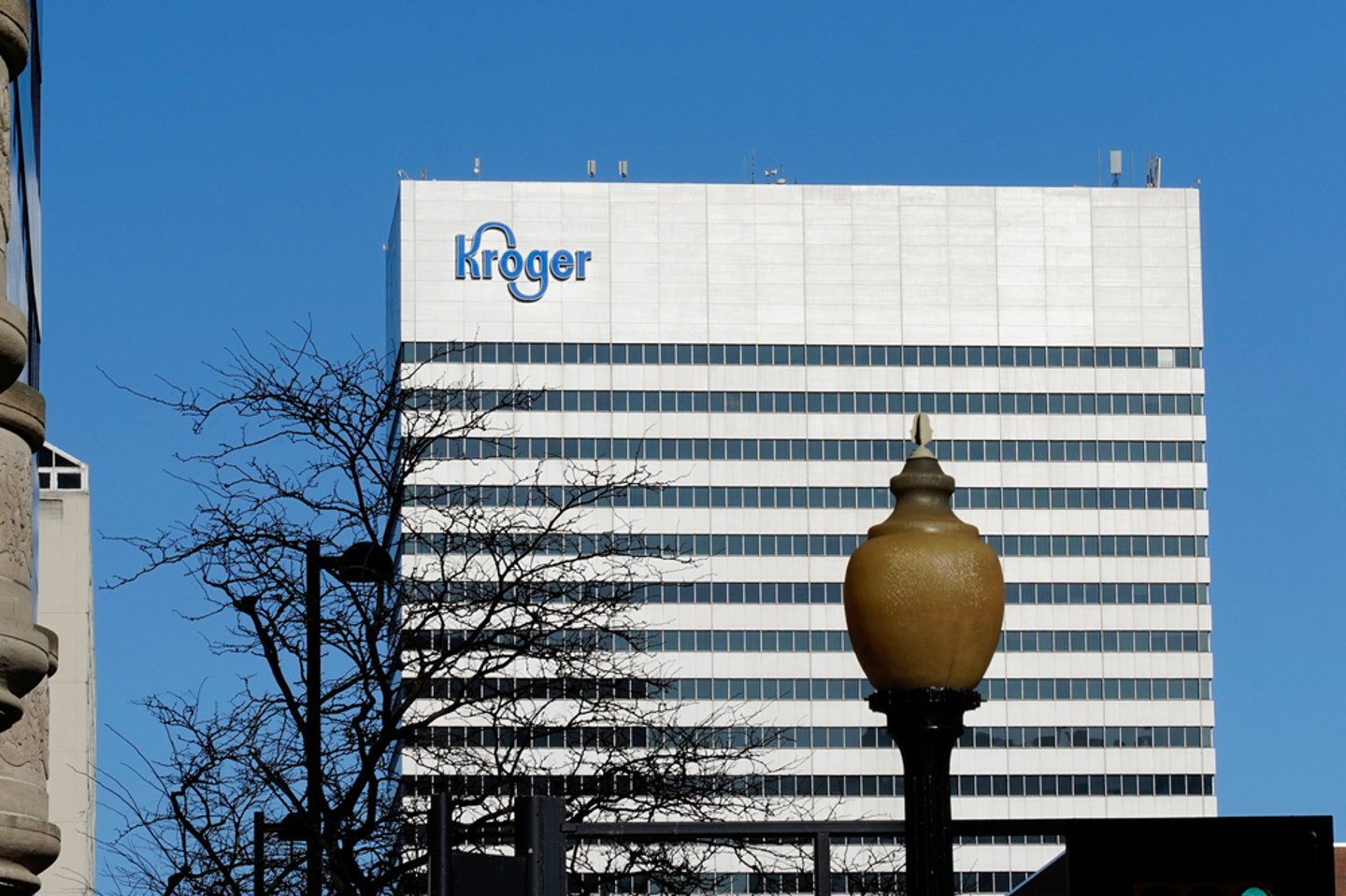 Kroger HQ With Streetlamp Main Image