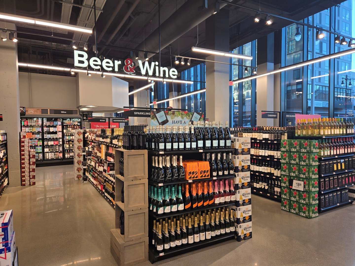 Giant Co. South Broad Beer & Wine Carousel