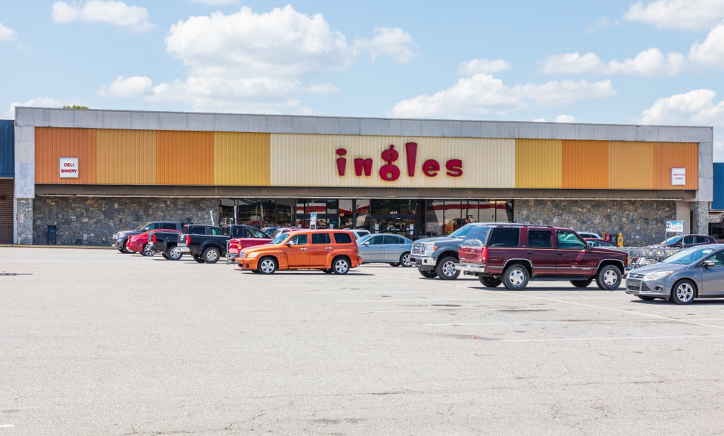 Statesville NC Ingles Store Main Image