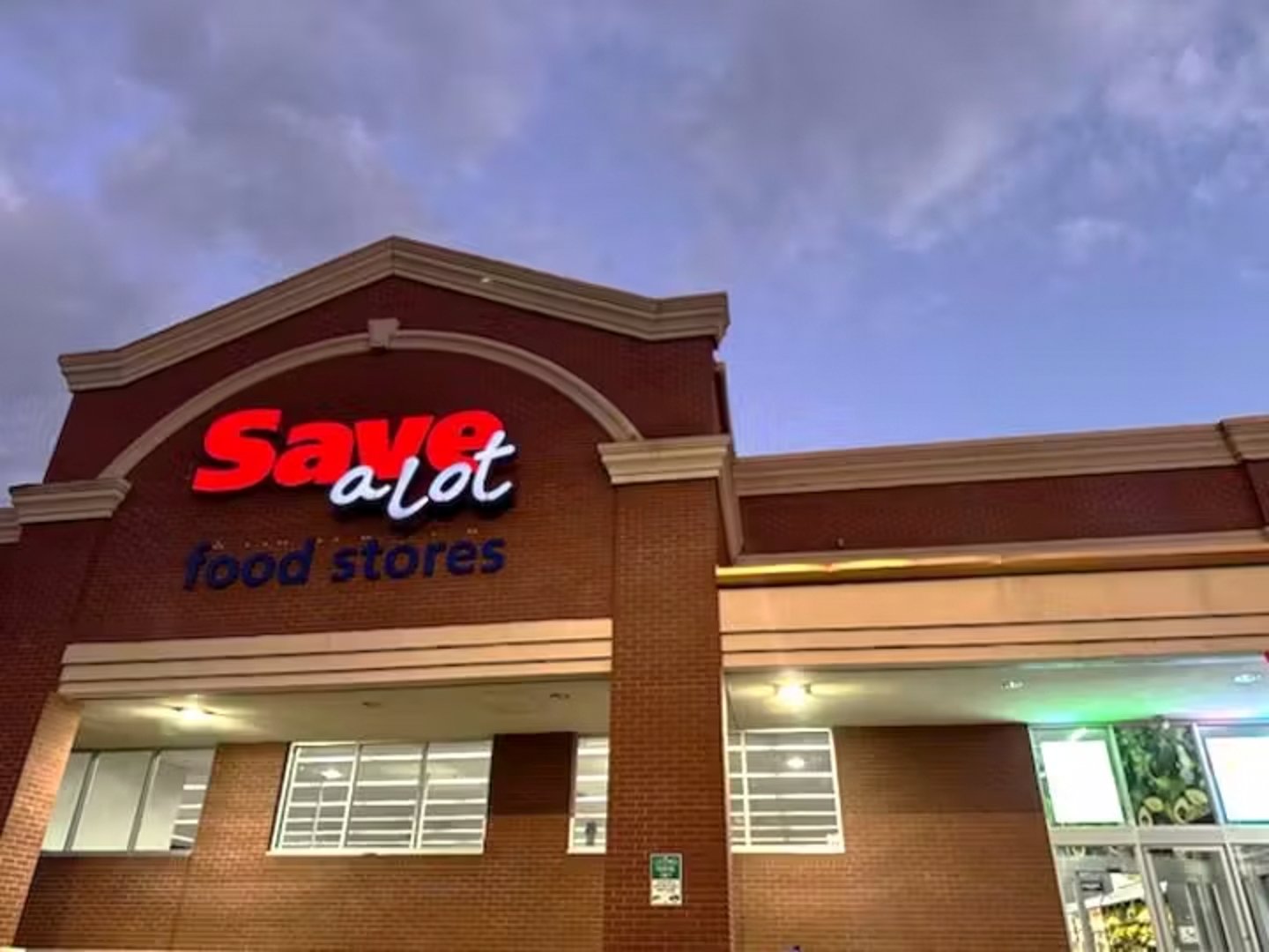 Save A Lot Store Exterior Main Image