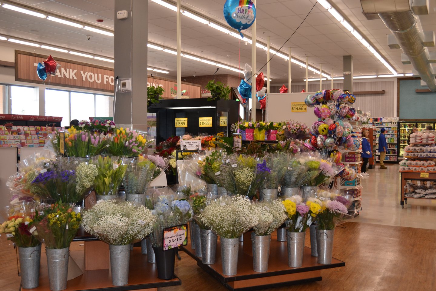 Freshtown of Newburgh New York Floral Carousel