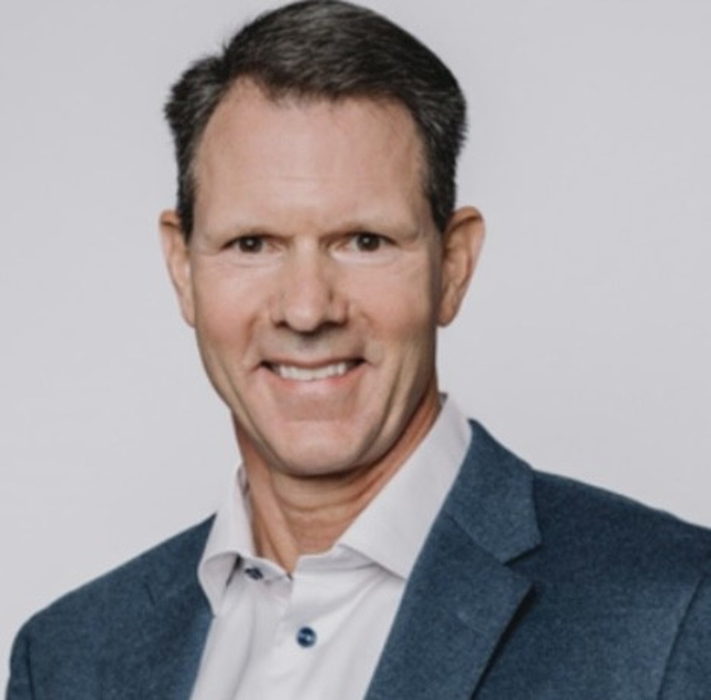Jeff H Nestle