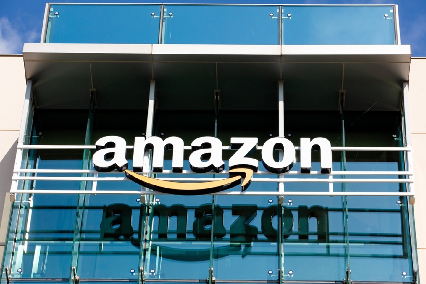 Amazon Building Palo Alto CA Main Image