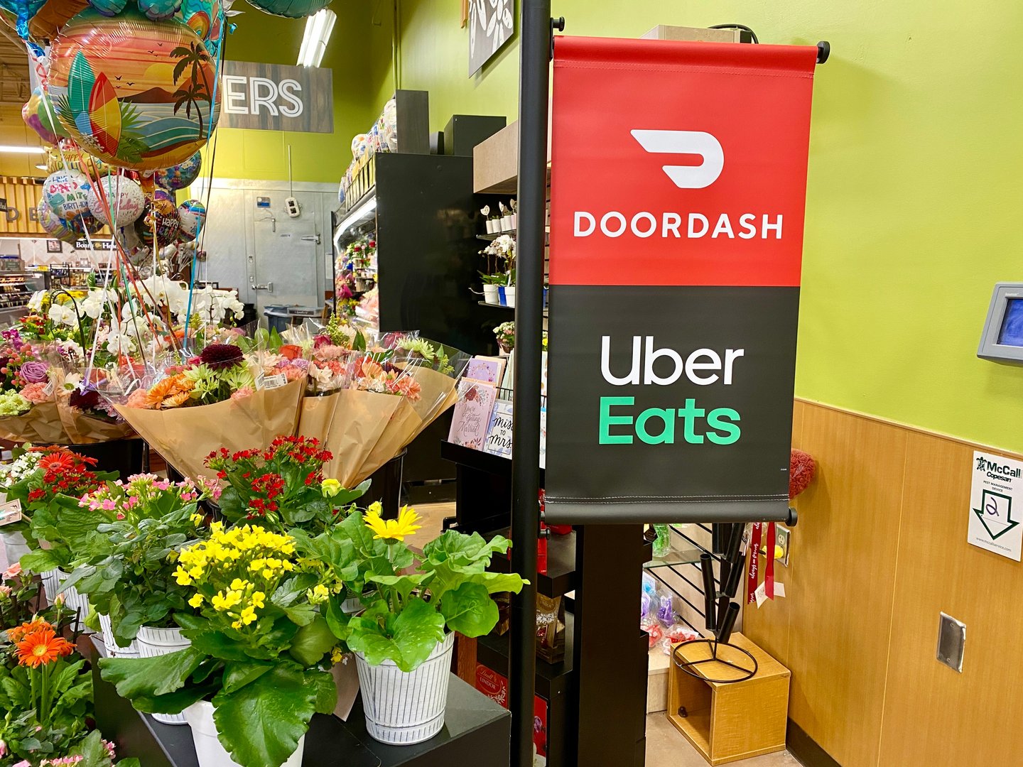 DoorDash Uber Eats Main Image