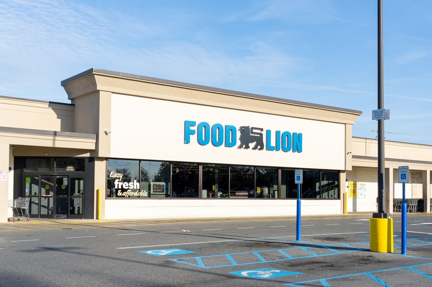 Food Lion Storefront Main Image