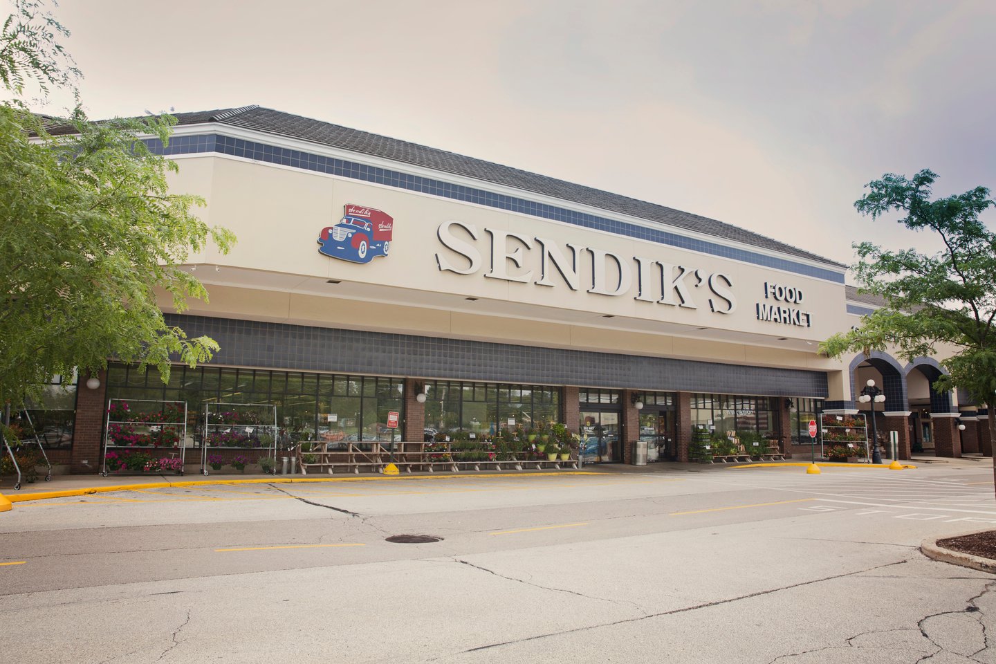 Sendiks storefront