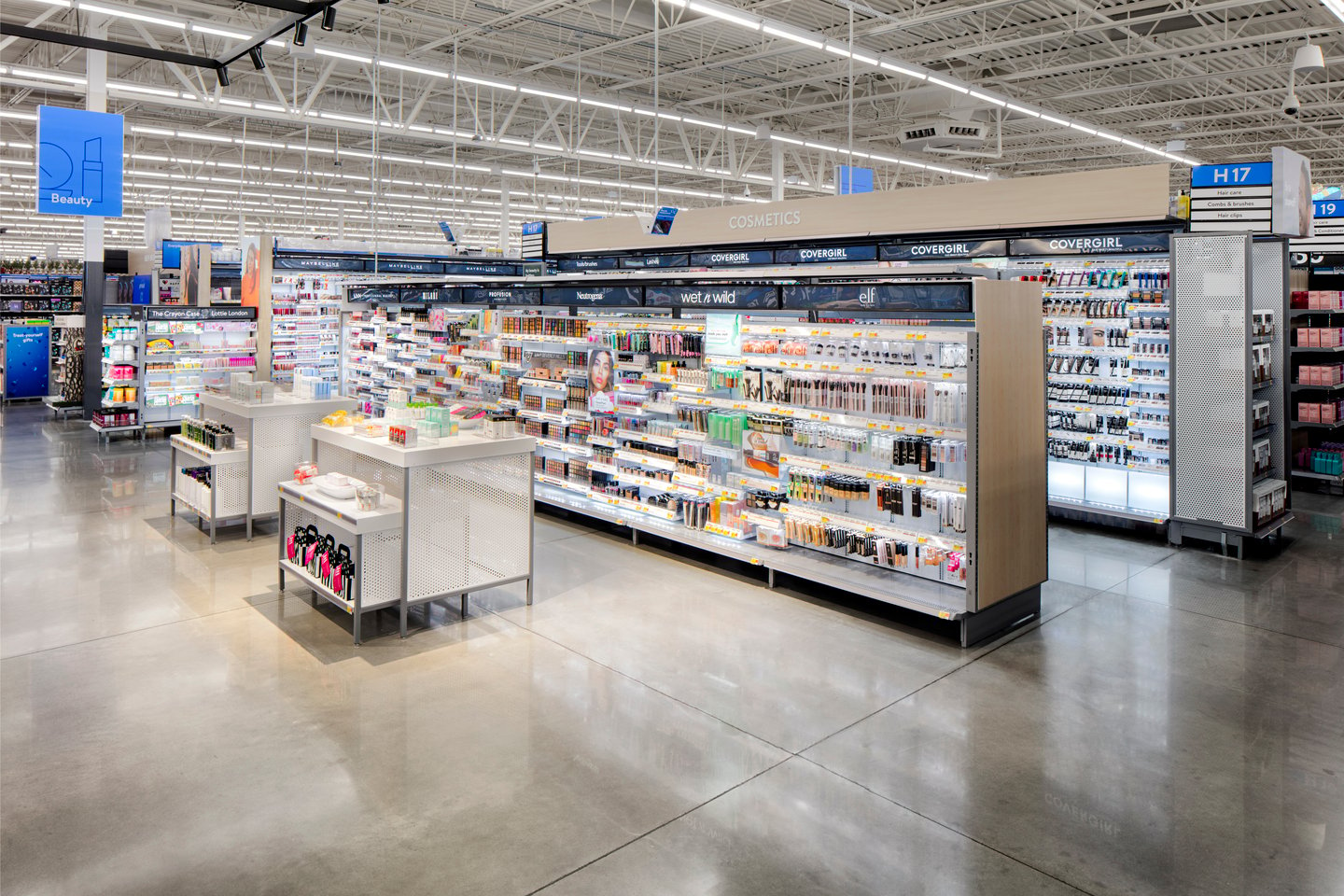 Walmart Wows Customers With Interactive Store Design