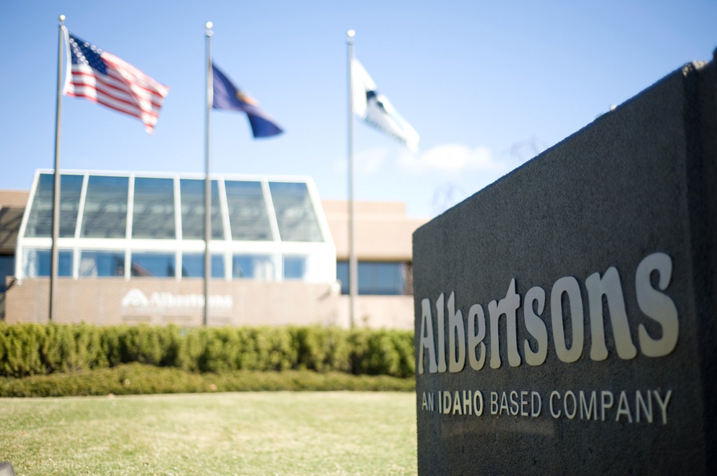 Albertsons corporate