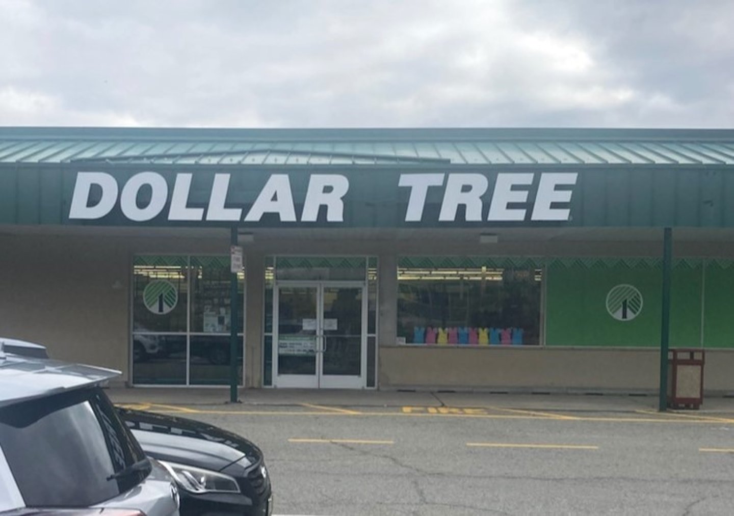 Dollar Tree Exterior 