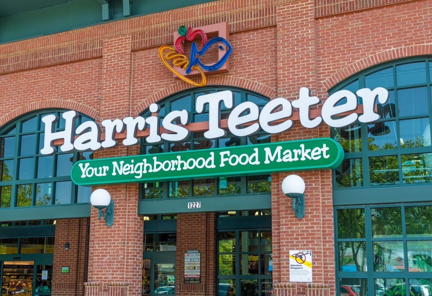 Harris Teeter Exterior 