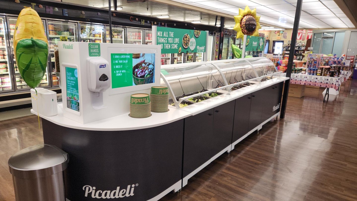 Picadeli Shdy Maple Farm Market Installation Main Image
