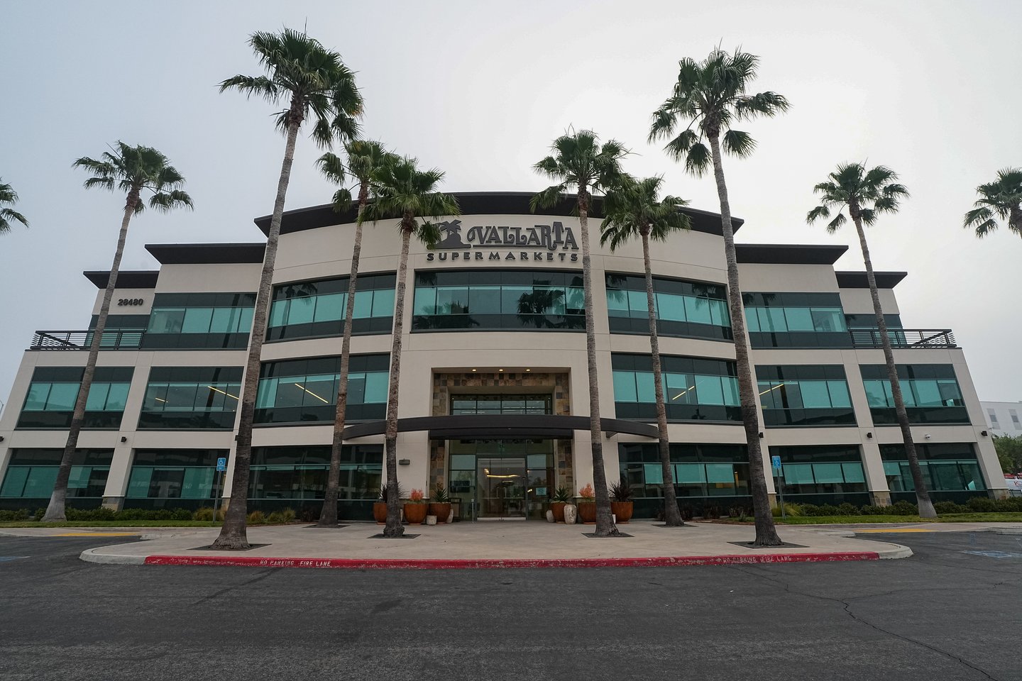 Vallarta Supermarket HQ Santa Clarita Main Image