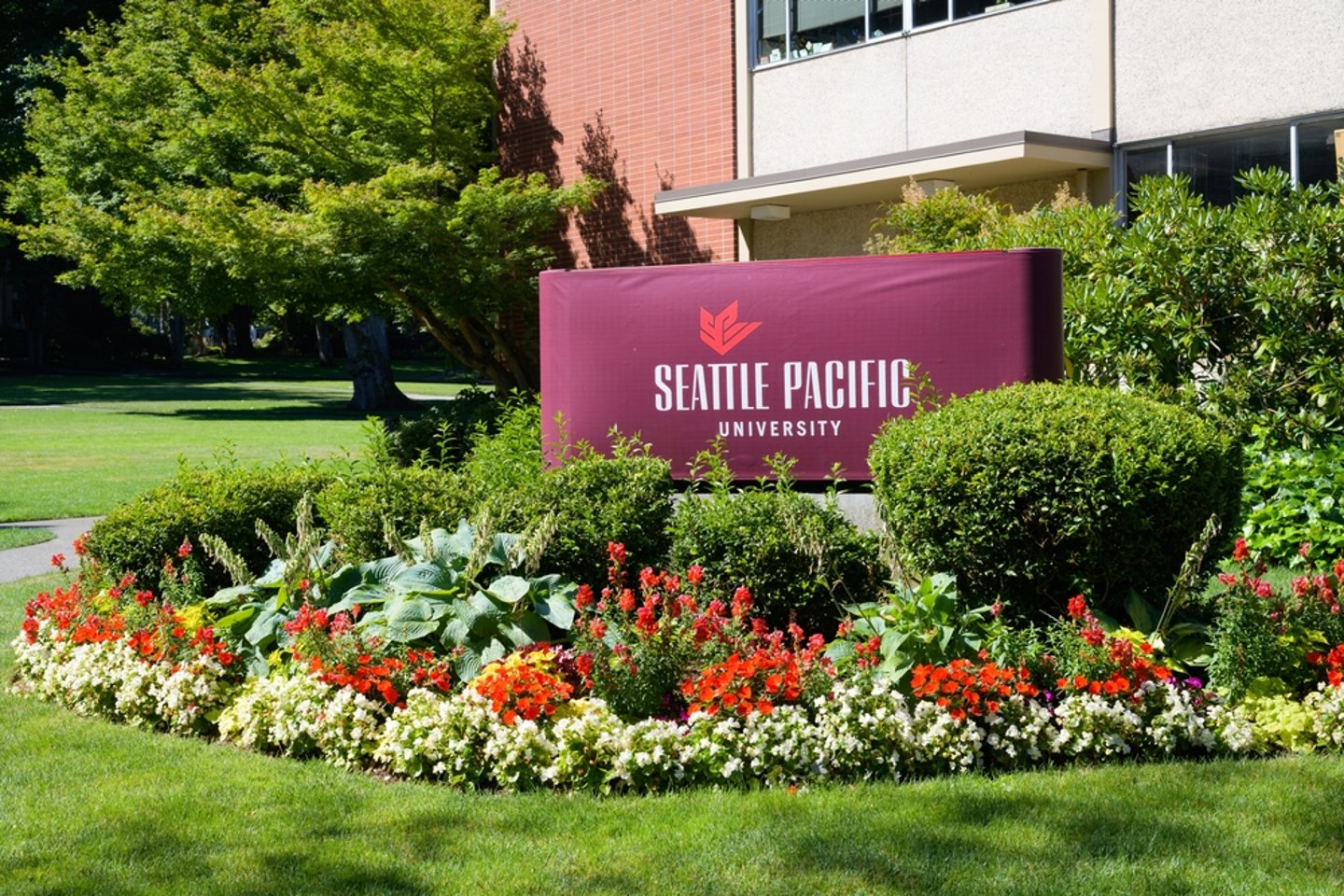 Seattle Pacific University Main Image